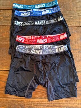New* Hanes Moves boxer briefs Boys Lg (12/14)